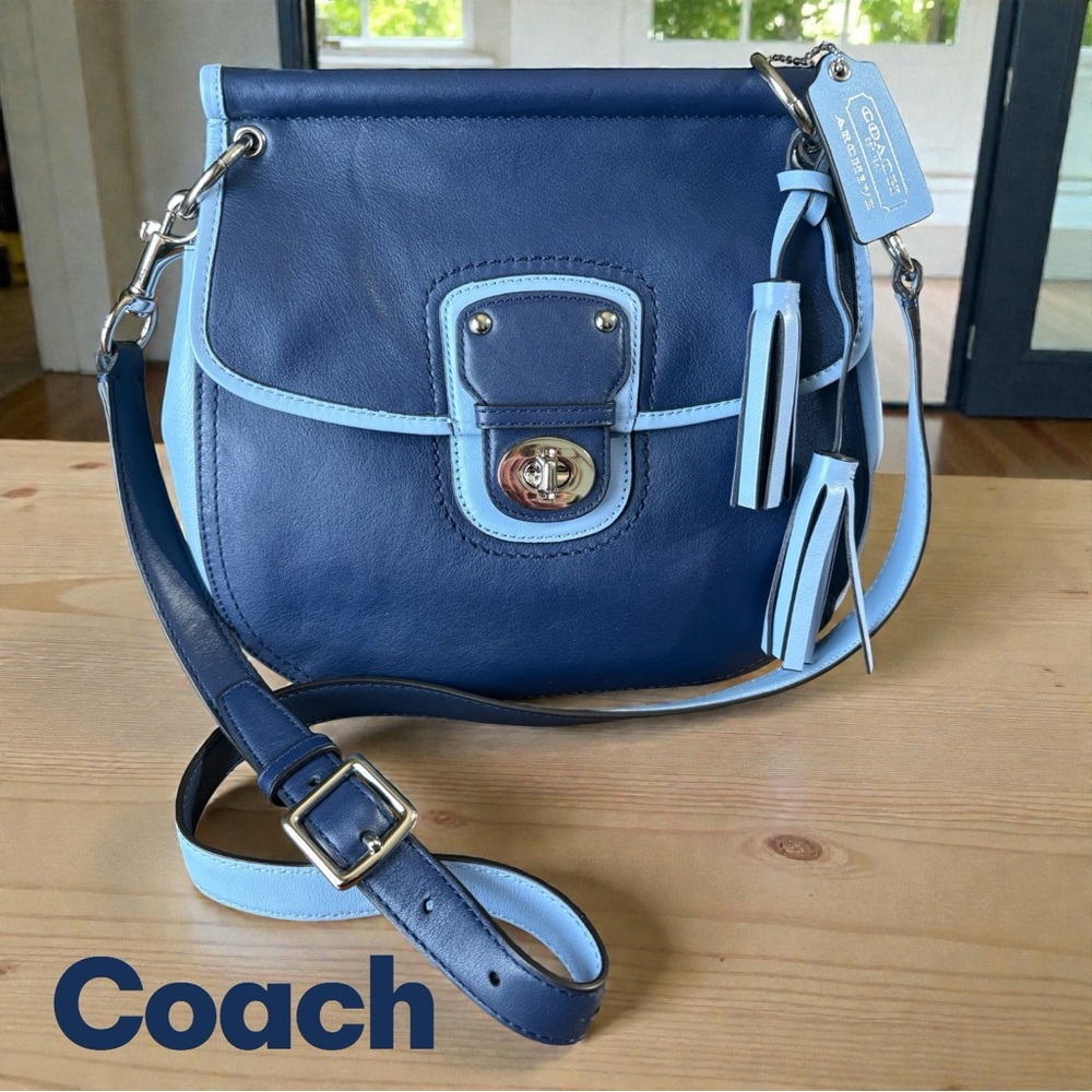 Coach Legacy Archive. 2-Tone
Leather “Willis” Crossbody Bag Navy. NWOT